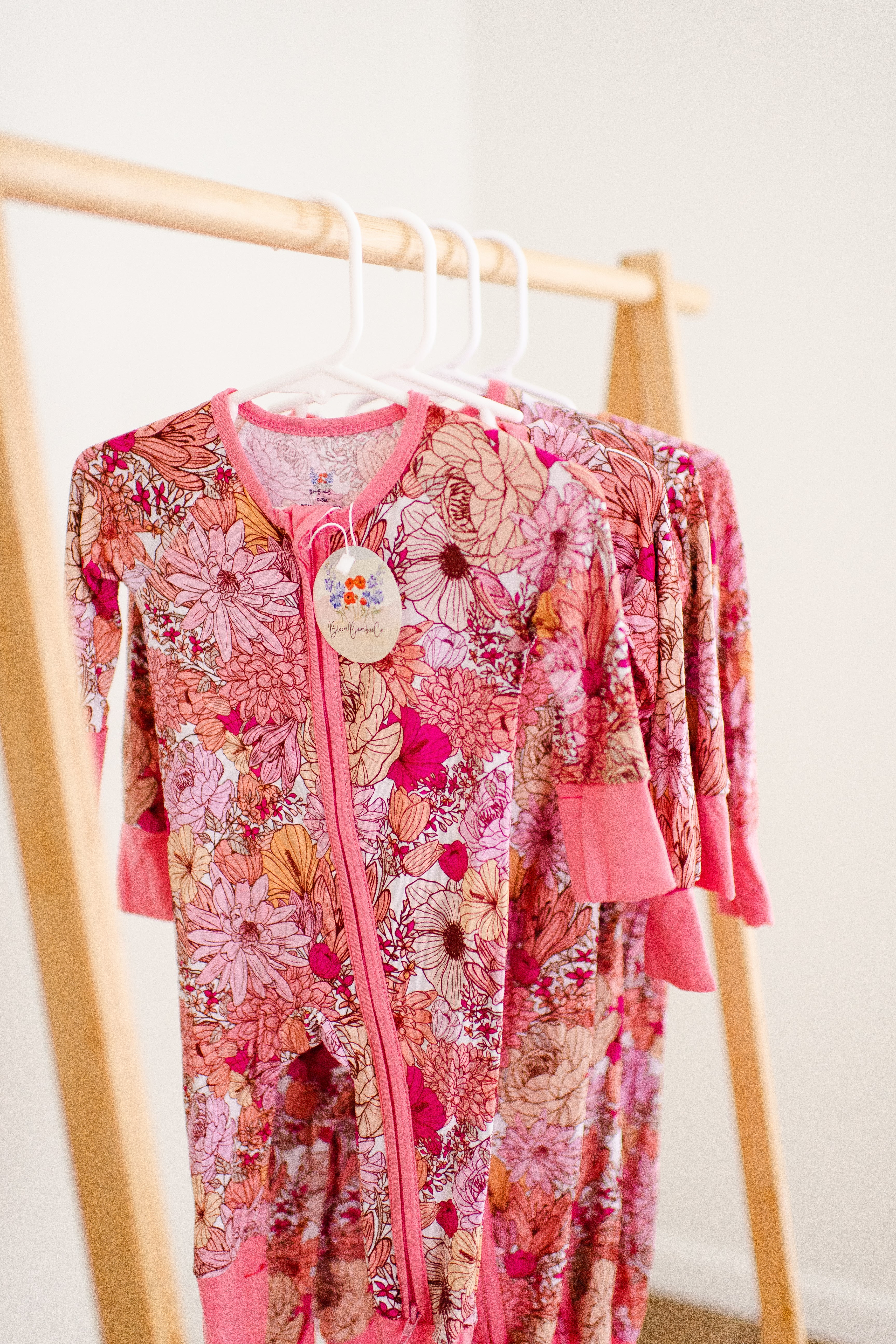 Pink Floral Zippy – Bloom Bamboo Co.
