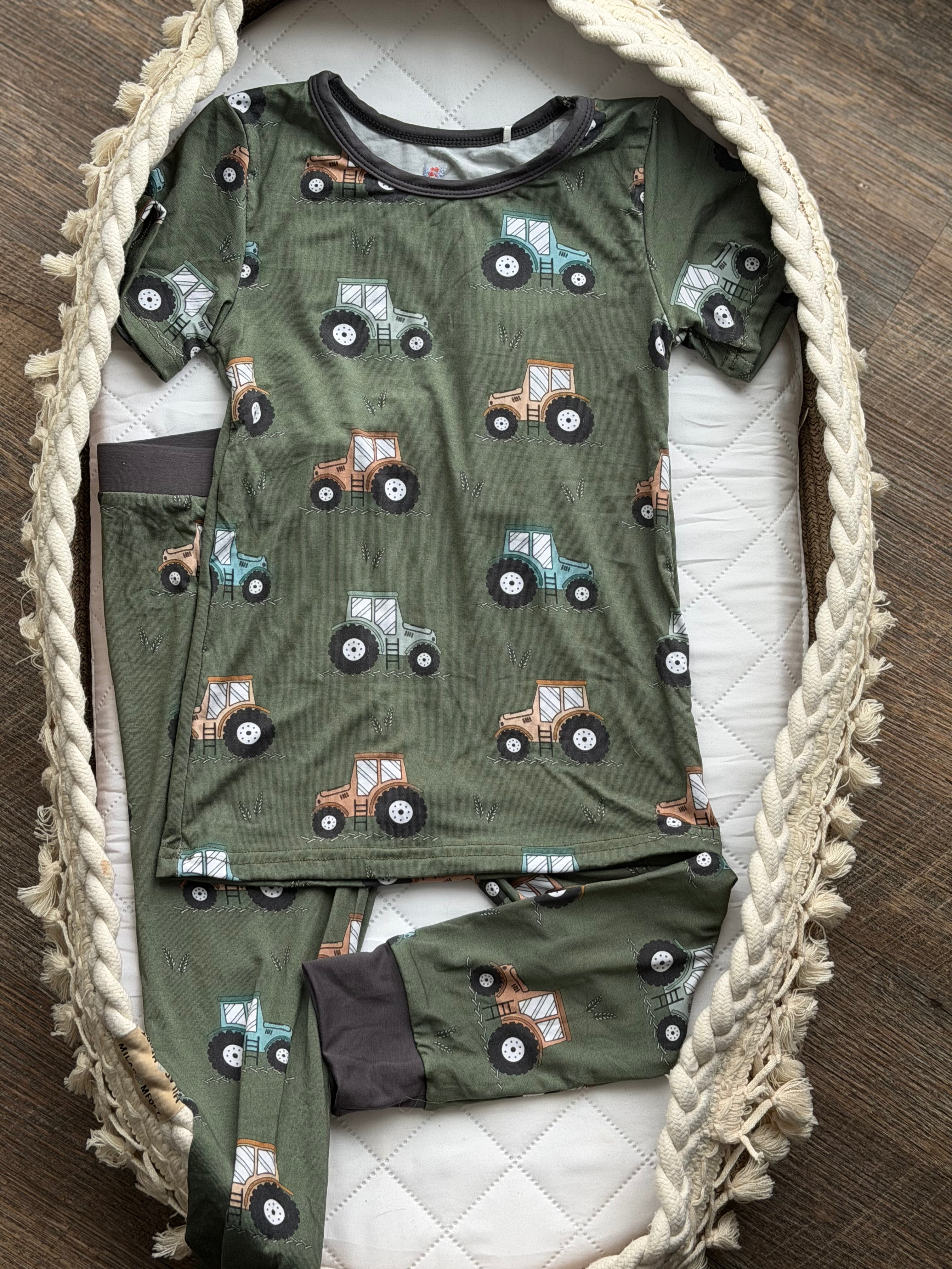 Tractor Two Piece Set